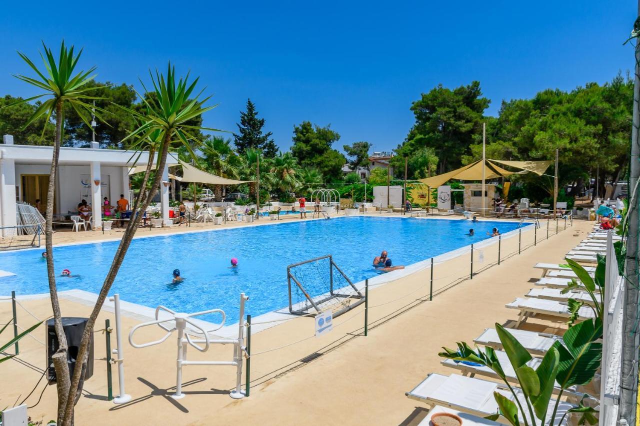 Camping Villaggio Santa Maria Di Leuca Gagliano del Capo Luaran gambar